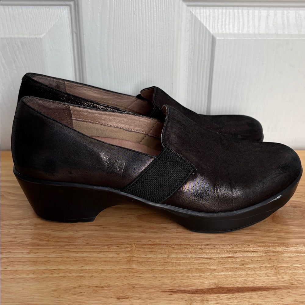 DANSKO shimmering black leather clog size 37 size 6.5-7 US